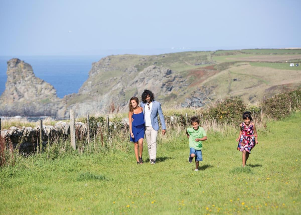 Bossiney Bay Cottages ティンタジェル エクステリア 写真